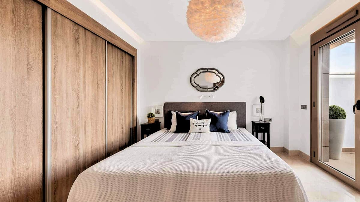 Master Bedroom, med egen utgång till Spa på terrassen