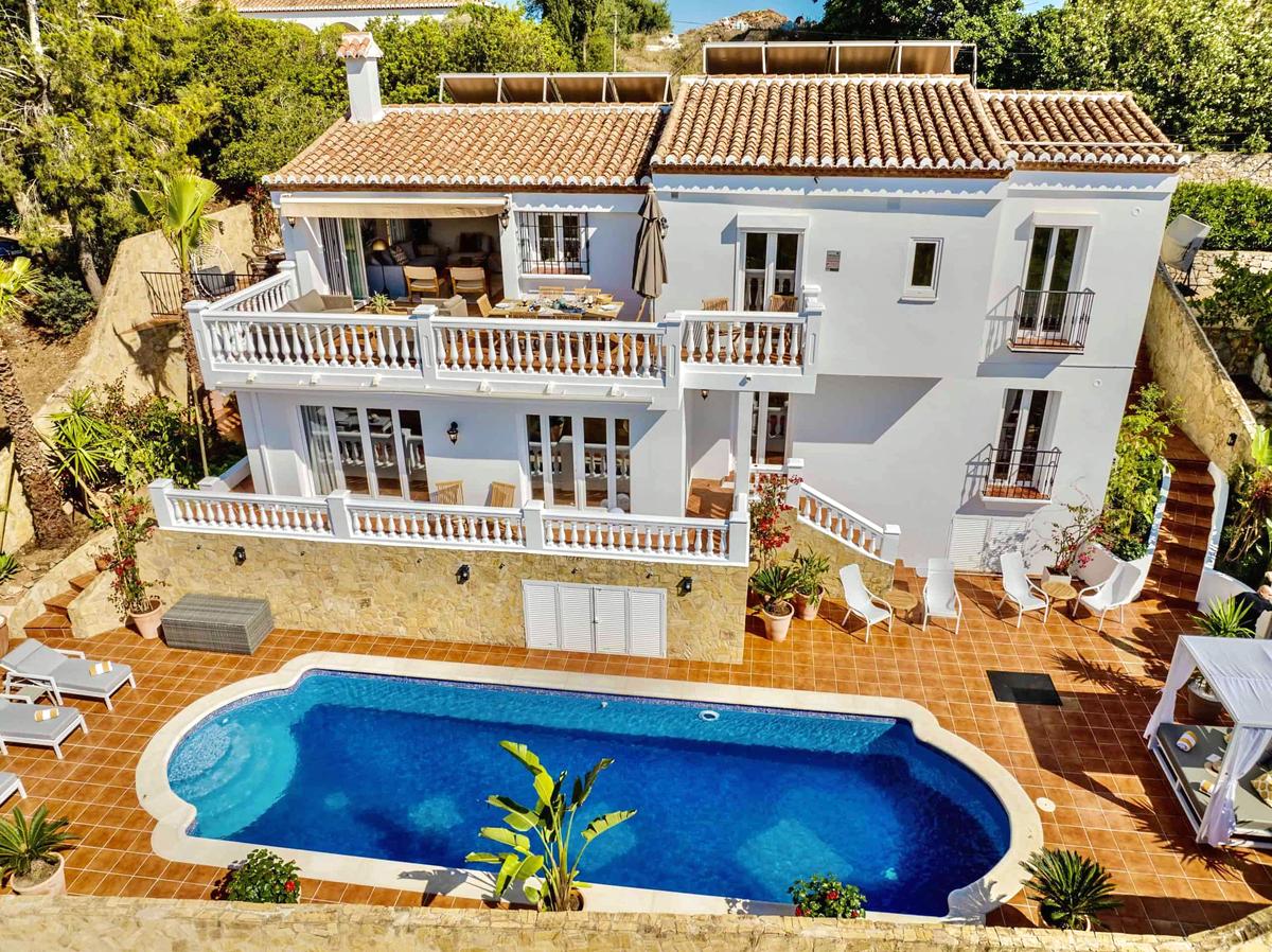 Flera terrasser och balkonger för sköna stunder utomhus