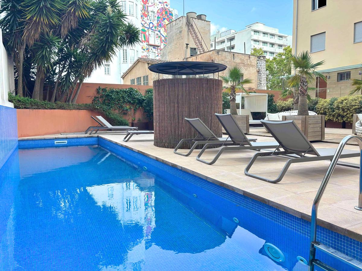 Poolområdet delas med endast med 11 grannar